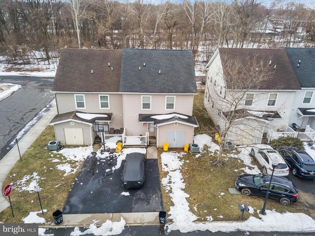 46 LOUISE LN, Trenton, NJ 08618
