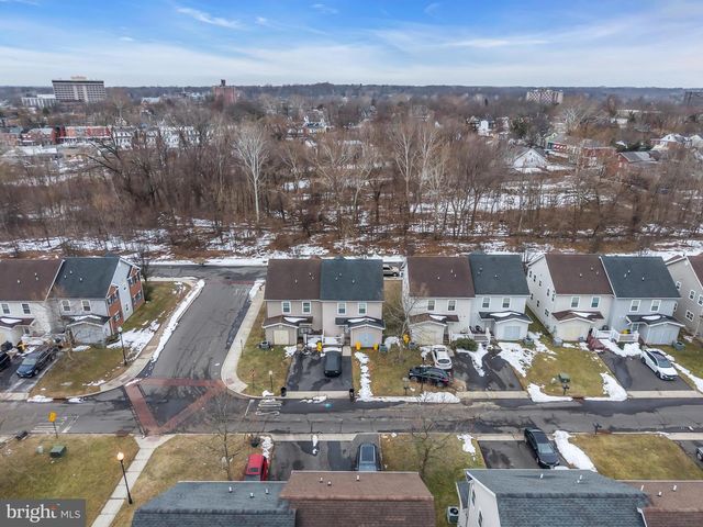 46 LOUISE LN, Trenton, NJ 08618