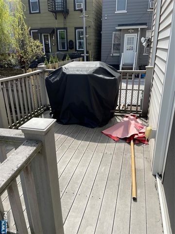 148 Nesbit Street 1, Weehawken, NJ 07086