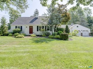 156 Red Stone Hill, Plainville, CT 06062