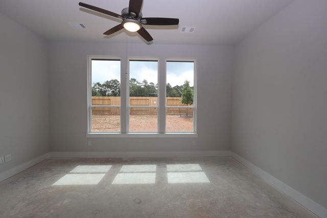 6909 Nubuck Drive, Montgomery, TX 77316