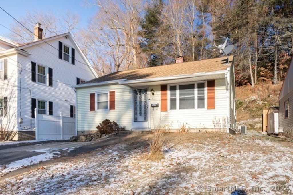 322 New Litchfield Street, Torrington, CT 06790