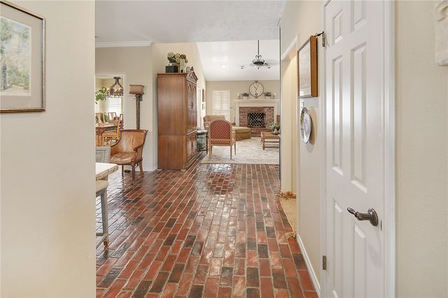 1402 Millcreek Court, College Station, TX 77845