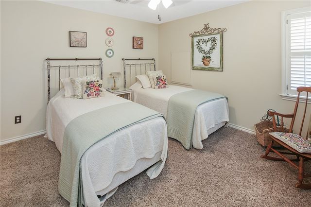 1402 Millcreek Court, College Station, TX 77845