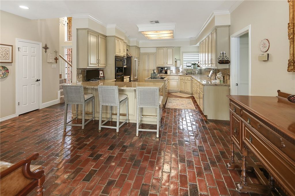 1402 Millcreek Court, College Station, TX 77845 — photo 4