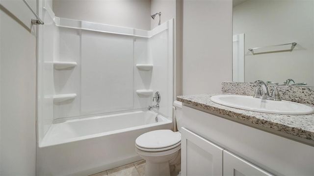 8139 Kelsey Lane, Iowa, LA 70647