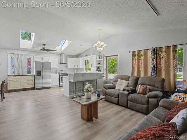 14275 Irene Street, Southgate, MI 48195
