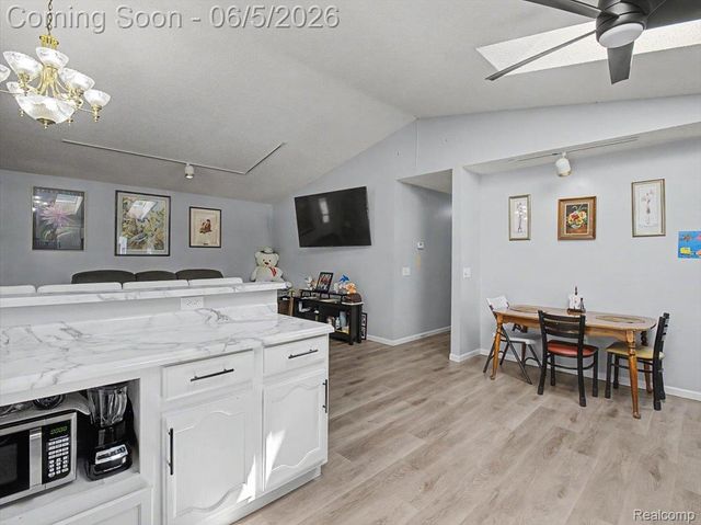 14275 Irene Street, Southgate, MI 48195