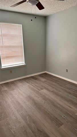 3812 Stuart Road, Denton, TX 76209