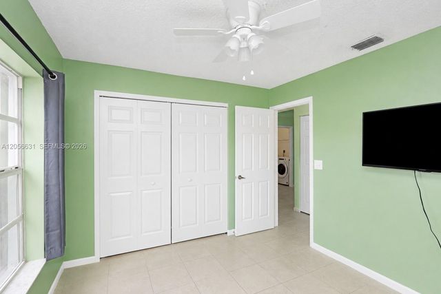 527 SE 21st Dr, Homestead, FL 33033