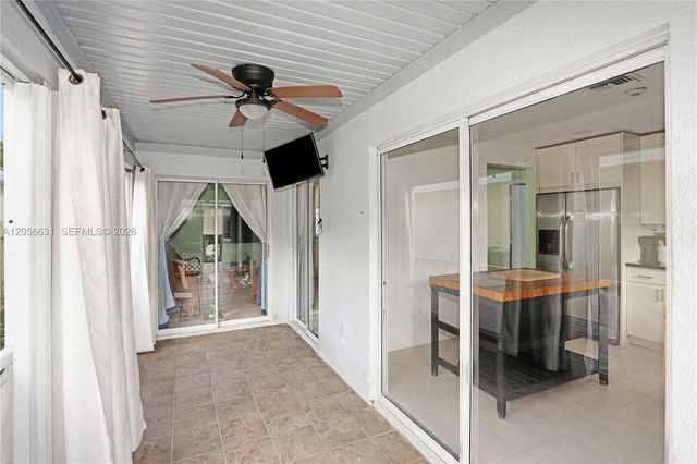527 SE 21st Dr, Homestead, FL 33033