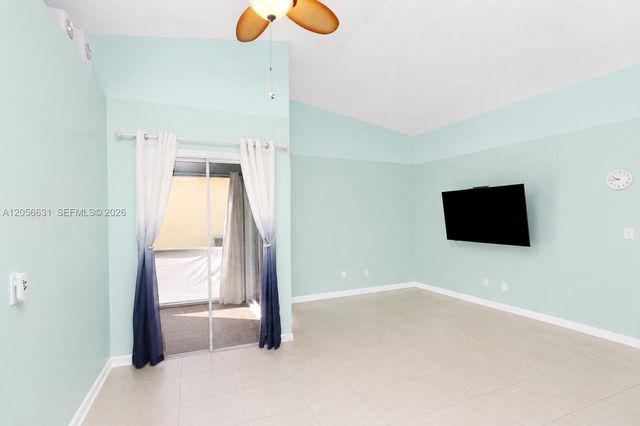 527 SE 21st Dr, Homestead, FL 33033