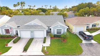 527 SE 21st Dr, Homestead, FL 33033