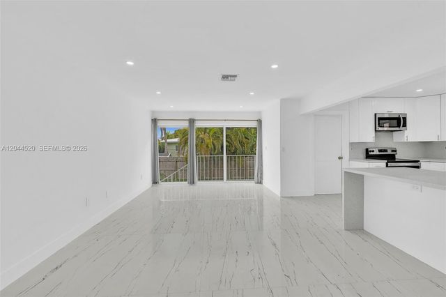 8858 Harding Avenue, Surfside, FL 33154