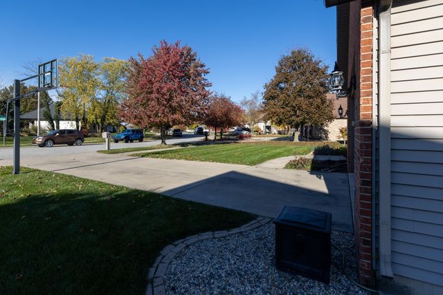 4901 Oriole Avenue, Schererville, IN 46375