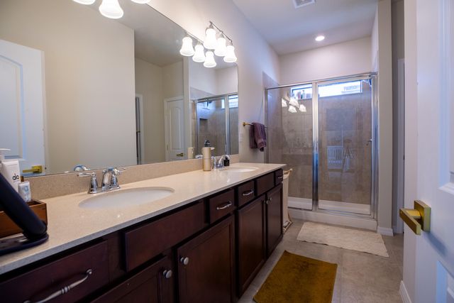 4601 E Pinehurst Trl Trail E, Oakland Park, FL 33309