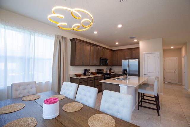 4601 E Pinehurst Trl Trail E, Oakland Park, FL 33309