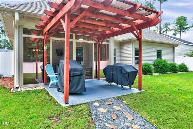 316 Pine Laurel Drive, Carthage, NC 28327