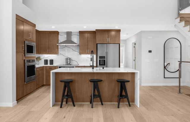 11315 Cottonwood Place 39-09 Plan 3, Saratoga, CA 95070