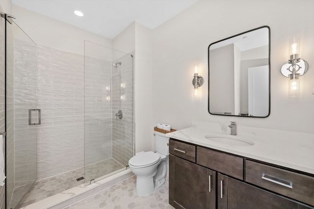 27 Ward St 302, Boston, MA 02127
