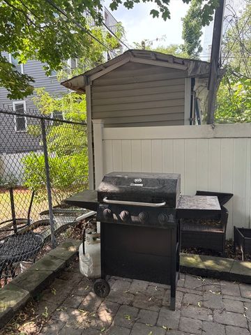 27 Ward St 302, Boston, MA 02127