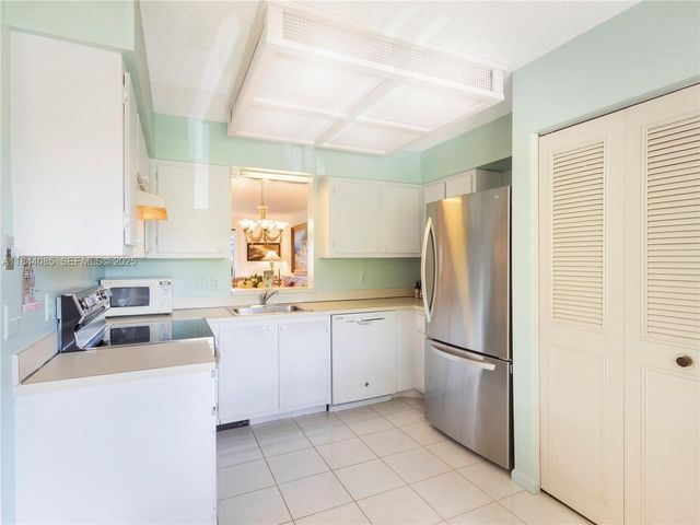 14360 Strathmore Lane 203, Delray Beach, FL 33446