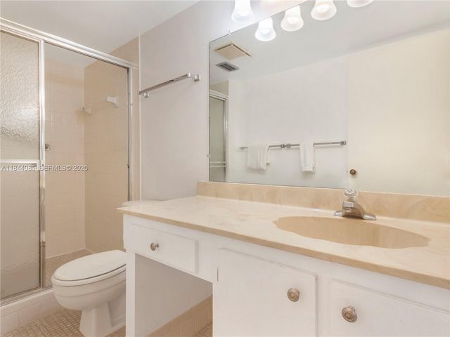 14360 Strathmore Lane 203, Delray Beach, FL 33446