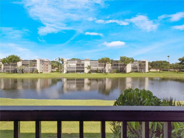 14360 Strathmore Lane 203, Delray Beach, FL 33446