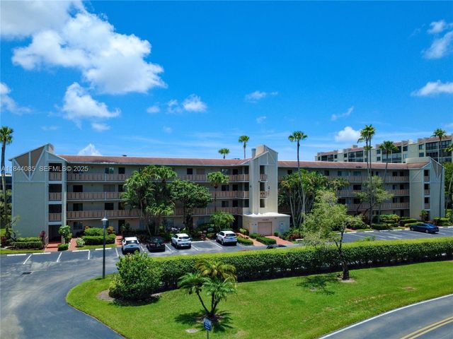 14360 Strathmore Lane 203, Delray Beach, FL 33446