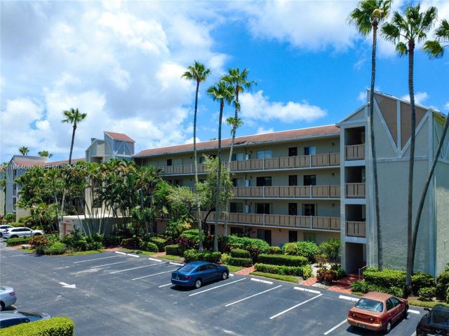14360 Strathmore Lane 203, Delray Beach, FL 33446