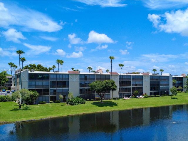 14360 Strathmore Lane 203, Delray Beach, FL 33446