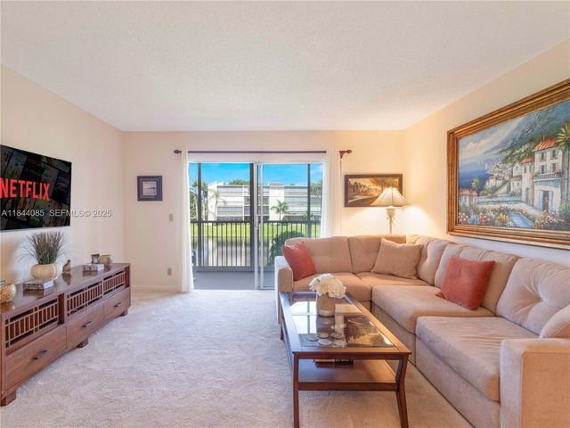 14360 Strathmore Lane 203, Delray Beach, FL 33446