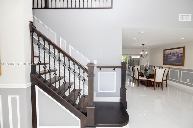 8172 SW 163rd Ct, Miami, FL 33193