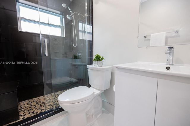 8172 SW 163rd Ct, Miami, FL 33193