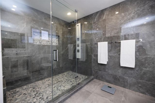 8172 SW 163rd Ct, Miami, FL 33193