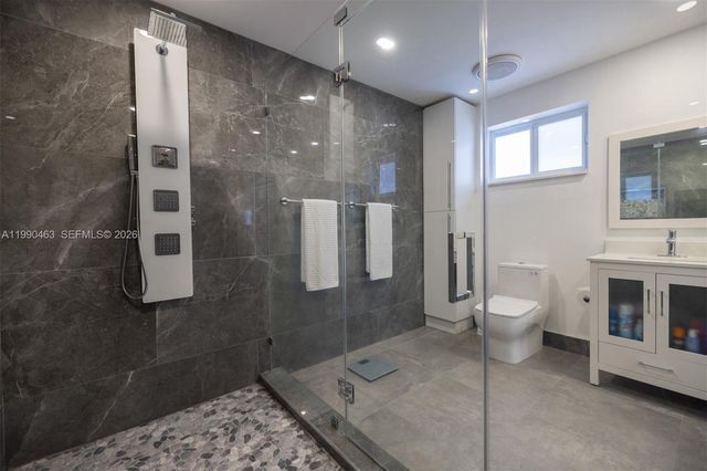 8172 SW 163rd Ct, Miami, FL 33193