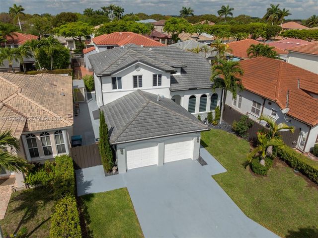 8172 SW 163rd Ct, Miami, FL 33193