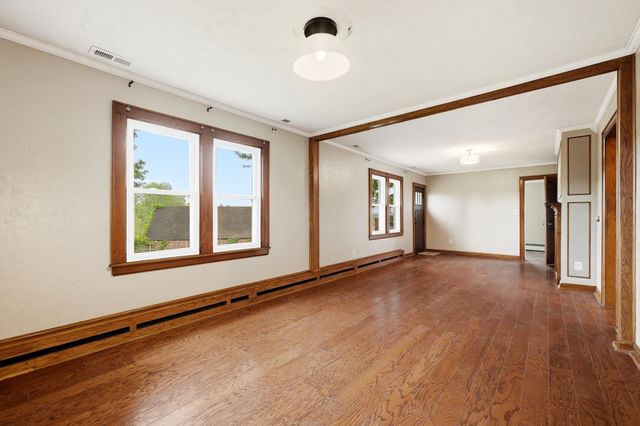 1754 2nd Street, Milton, WV 25541