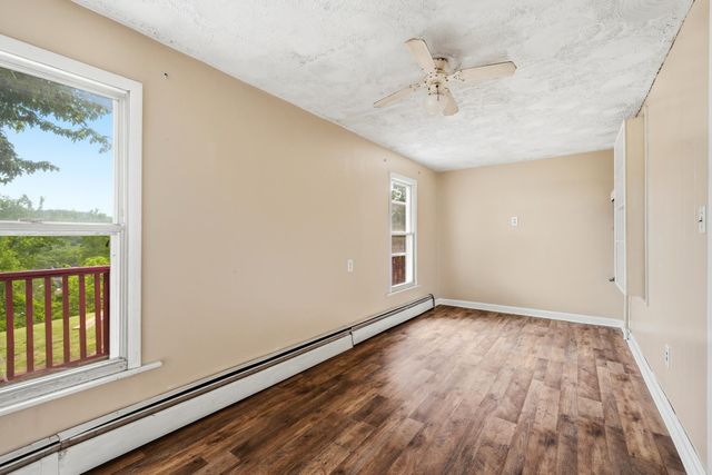 1754 2nd Street, Milton, WV 25541