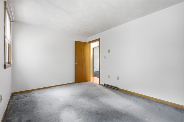 32 Westwood Street, Burlington, MA 01803