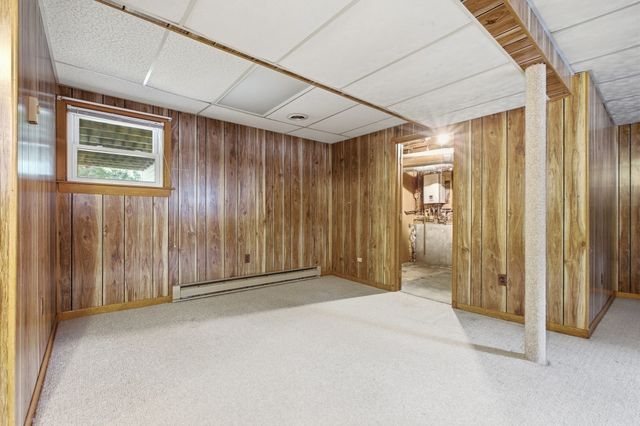 32 Westwood Street, Burlington, MA 01803