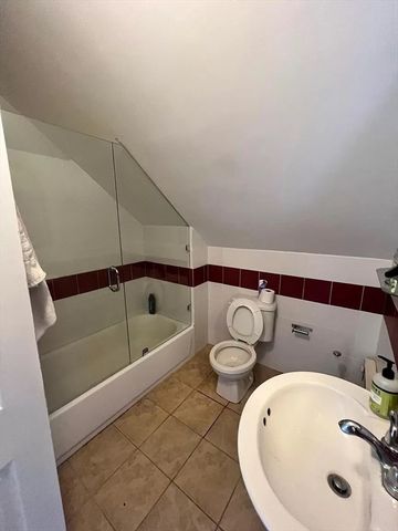 20 Kenton 4, Boston, MA 02130