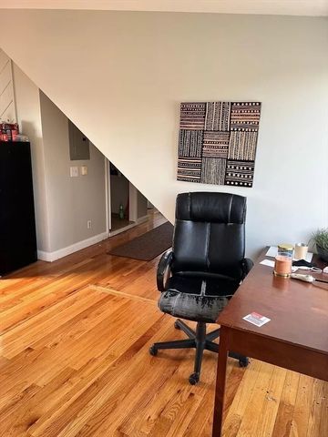 20 Kenton 4, Boston, MA 02130