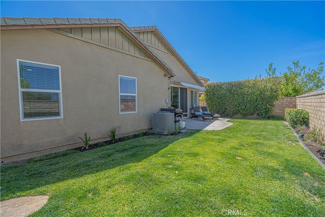 20311 Amorette Court, Saugus, CA 91350