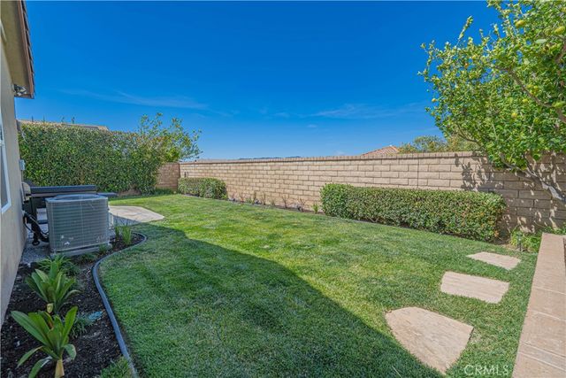 20311 Amorette Court, Saugus, CA 91350