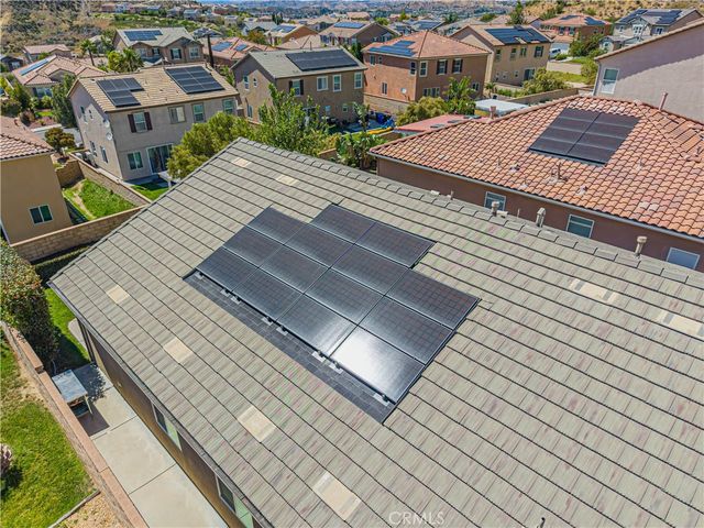 20311 Amorette Court, Saugus, CA 91350
