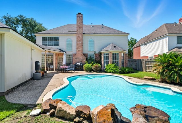 4907 Cambridge Street, Sugar Land, TX 77479