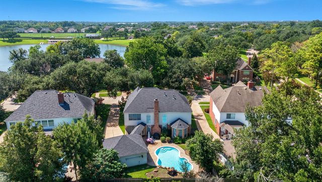 4907 Cambridge Street, Sugar Land, TX 77479