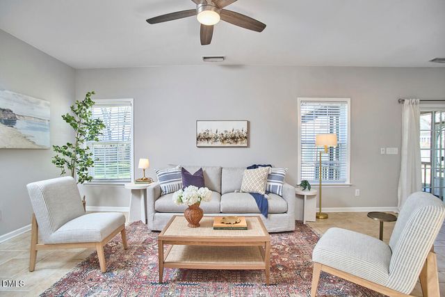 3008 Knottsberry Way, Apex, NC 27539