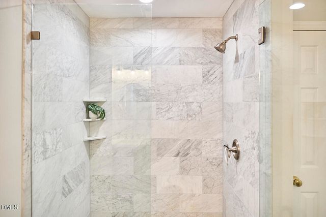 3008 Knottsberry Way, Apex, NC 27539